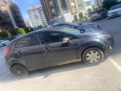 Ford Fiesta — 3