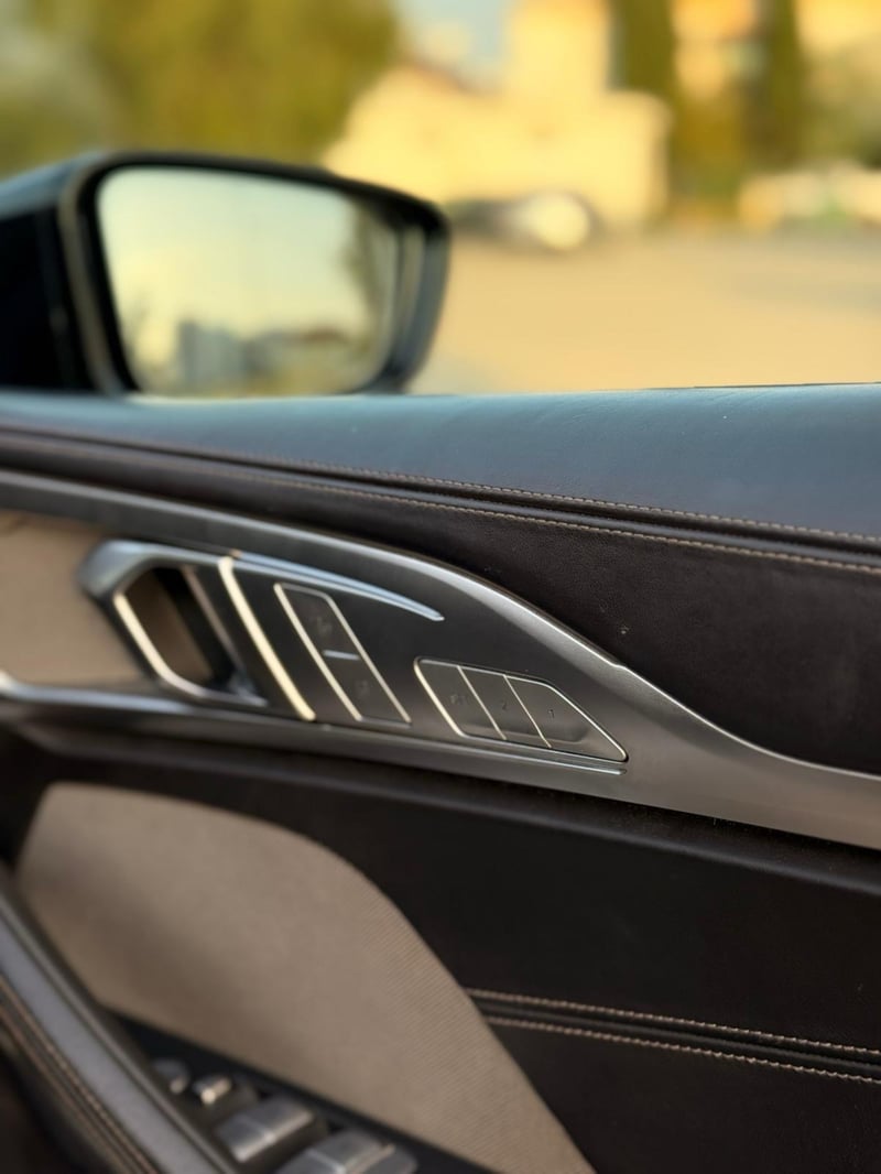 BMW 840i — 9