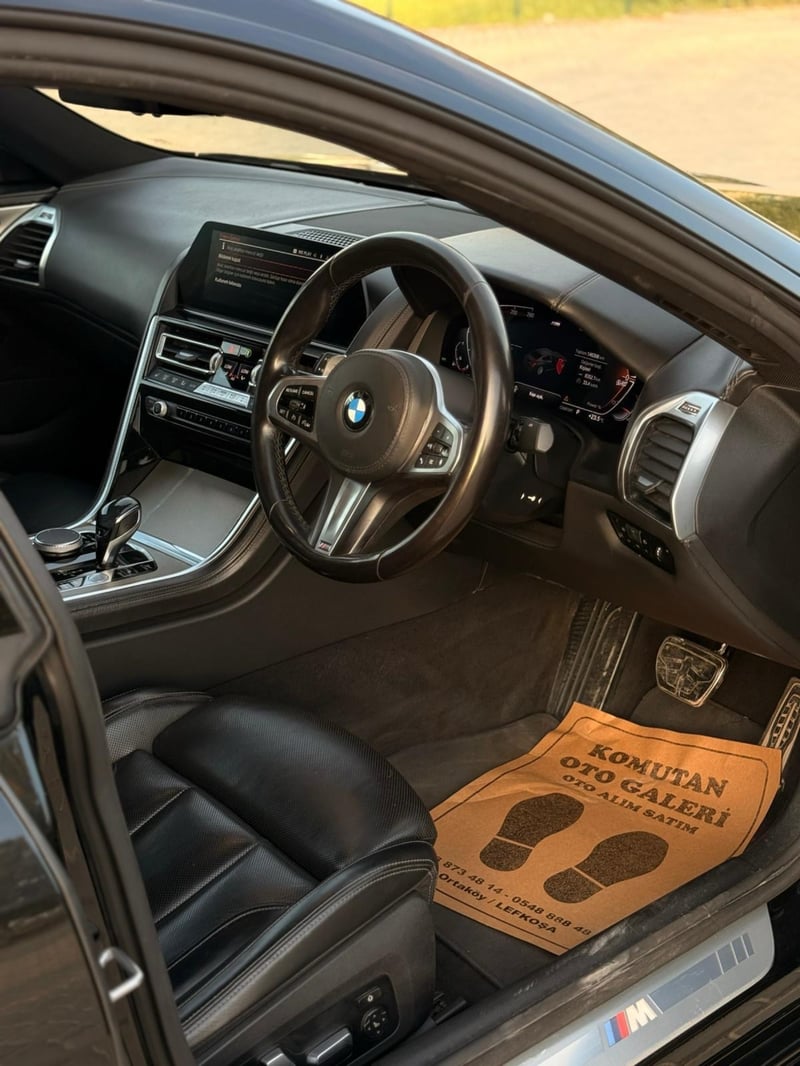 BMW 840i — 10
