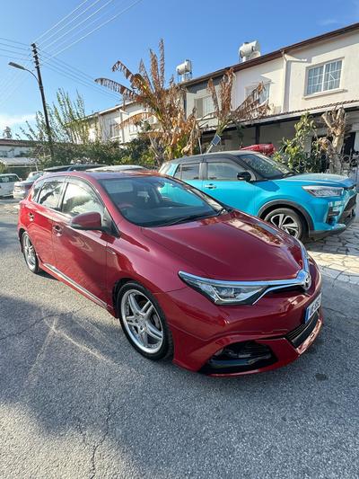 Toyota Auris — 3