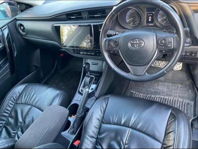 Toyota Auris — 4