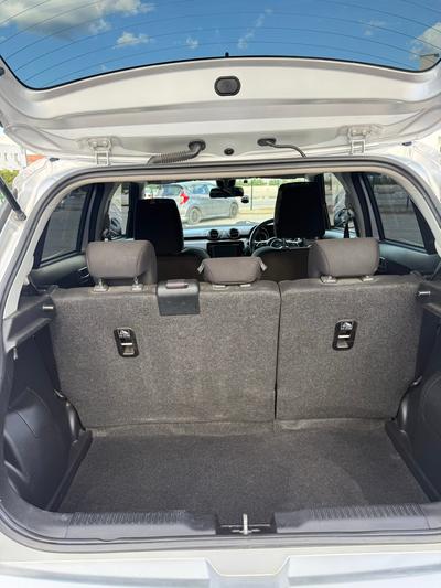 Suzuki Swift — 5