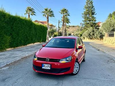 Volkswagen Polo — 1