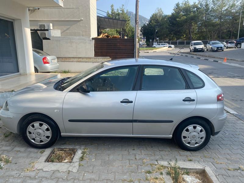 Seat Ibiza — 1/10
