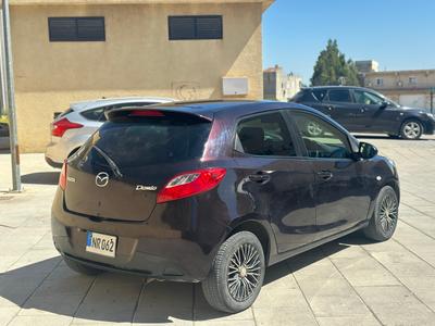 Mazda Demio — 5