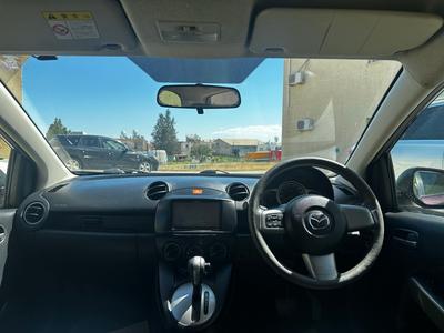 Mazda Demio — 8