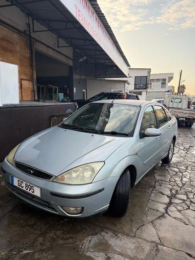 Ford Focus — 3