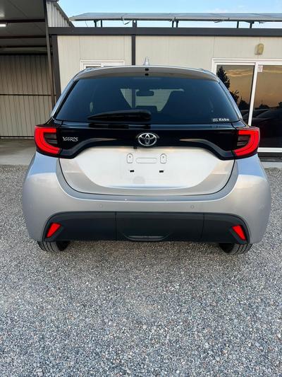 Toyota Yaris — 4