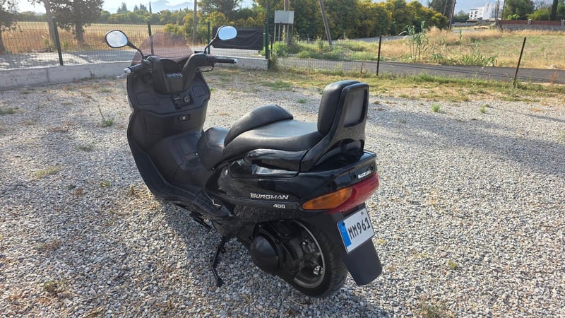Suzuki Burgman 400 — 1