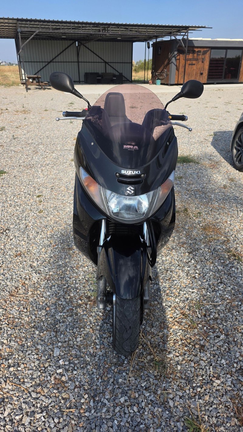 Suzuki Burgman 400 — 5