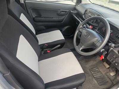 Daihatsu Mira — 6