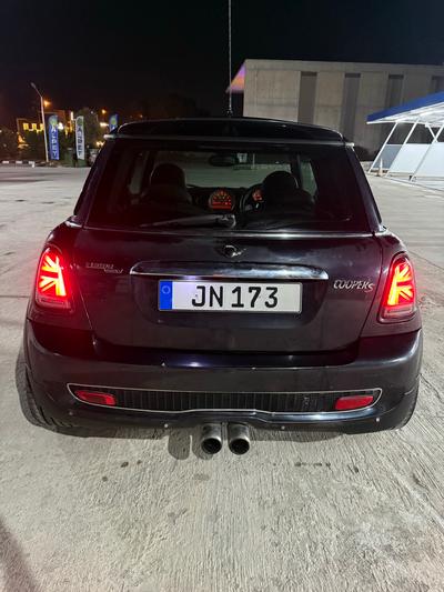 Mini Cooper S — 4