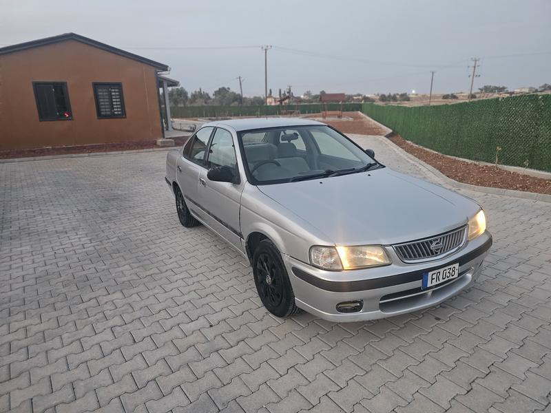 Nissan Sunny — 1/10