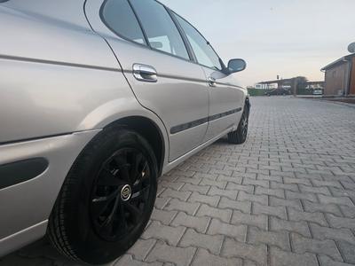 Nissan Sunny — 9