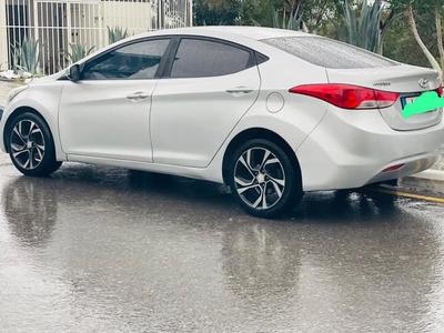 Hyundai Elentra — 2