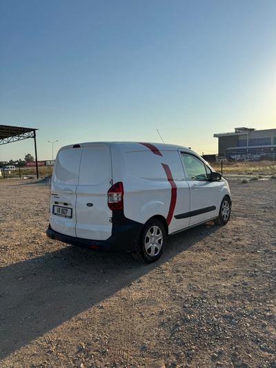 Ford Tourneo Connect — 4