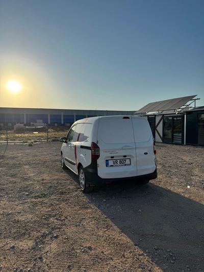 Ford Tourneo Connect — 5