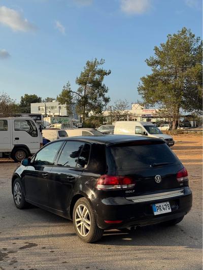 Volkswagen Golf — 2