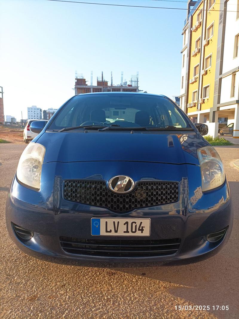 Toyota Vitz — 1/10