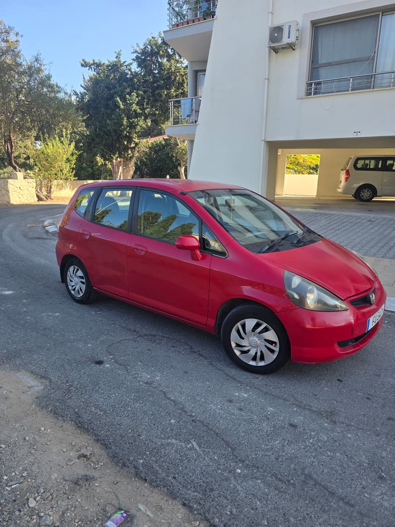 Honda Fit — 1/6