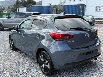 Mazda Demio — 8