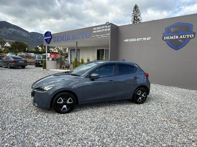 Mazda Demio — 9