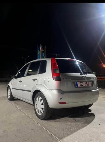 Ford Fiesta — 4