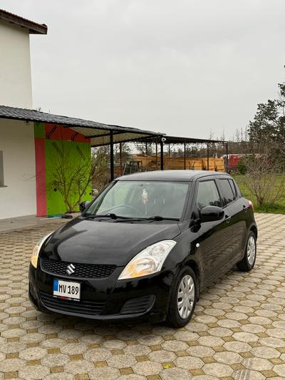 Suzuki Swift — 2