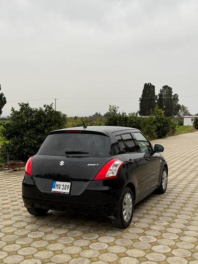 Suzuki Swift — 4
