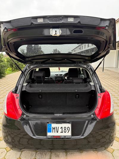 Suzuki Swift — 6