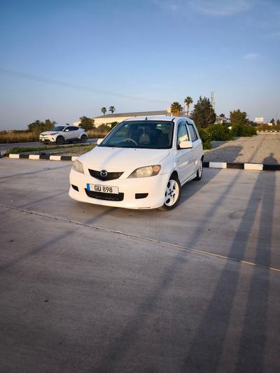 Mazda Demio — 2