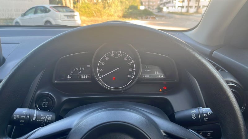 Mazda 2 — 6