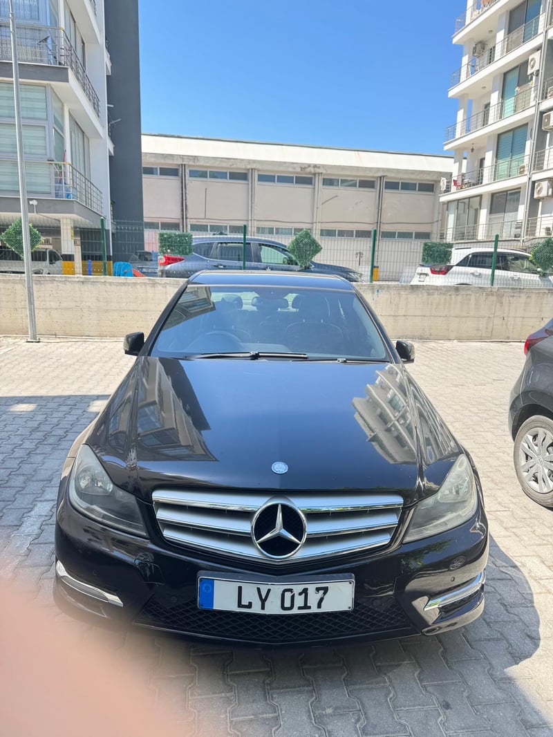 Mercedes-Benz C 180 — 4