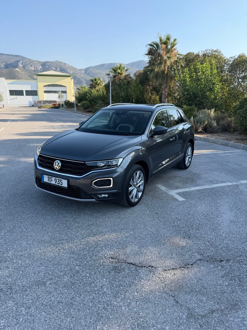 Volkswagen T-Roc — 2