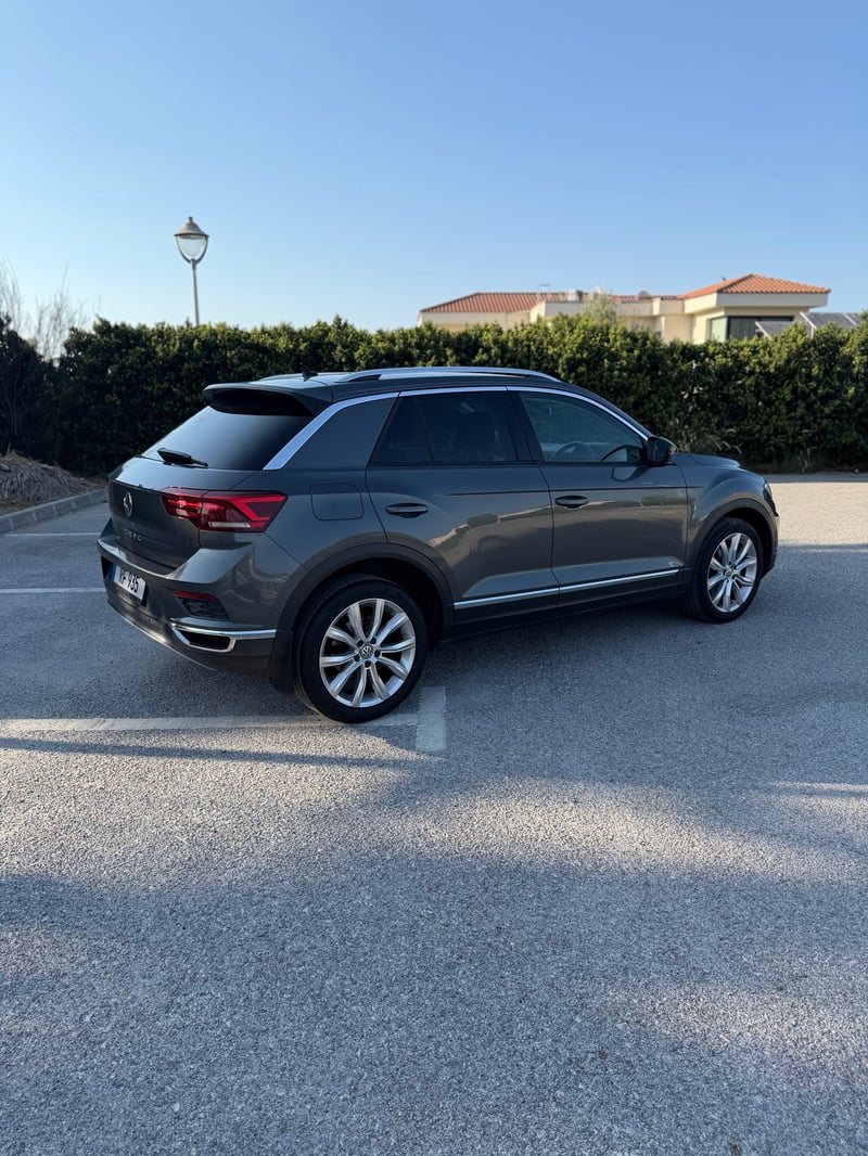 Volkswagen T-Roc — 3