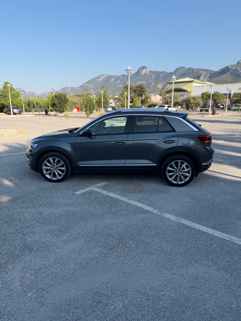 Volkswagen T-Roc — 4