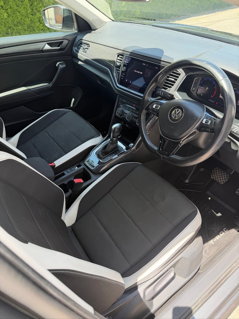 Volkswagen T-Roc — 7