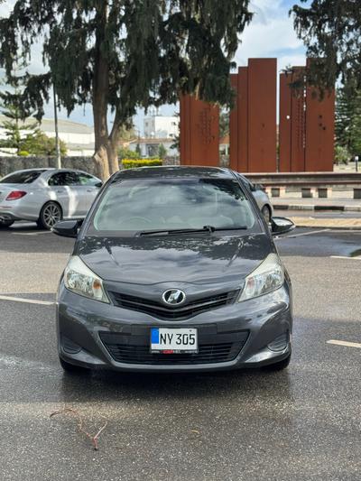 Toyota Vitz — 2