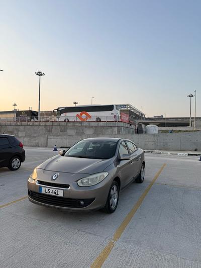 Renault Fluence — 1
