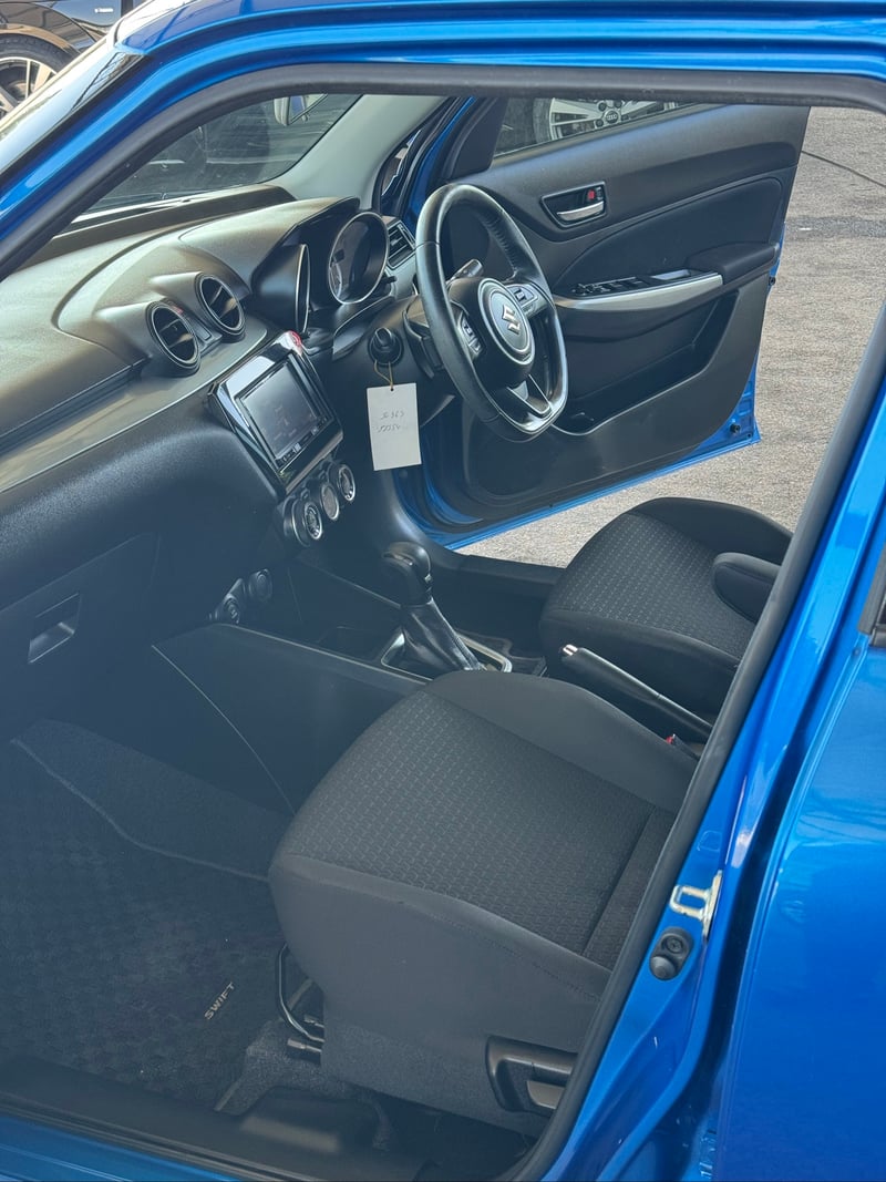 Suzuki Swift — 6