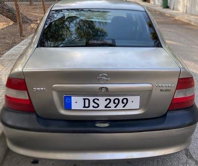 Opel Vectra — 3