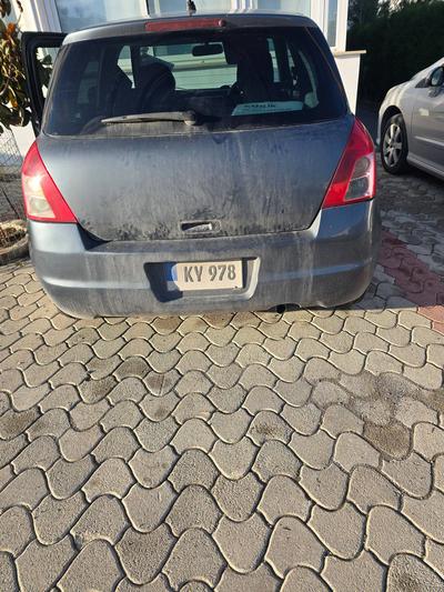 Suzuki Swift — 3