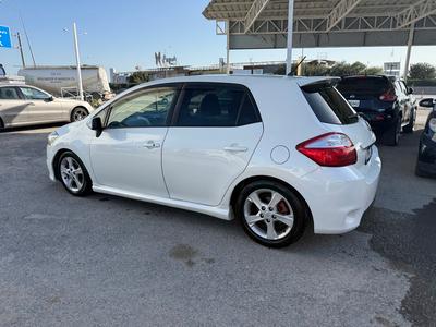 Toyota Auris — 2