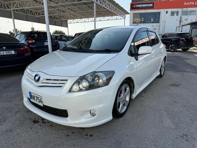 Toyota Auris — 8