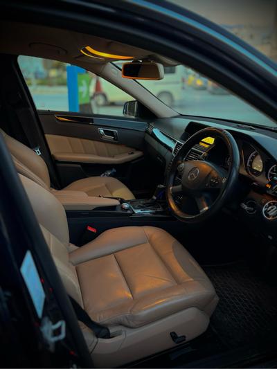 Mercedes-Benz E 250 — 8