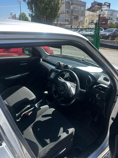 Suzuki Swift — 5