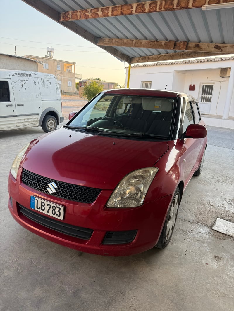 Suzuki Swift — 1
