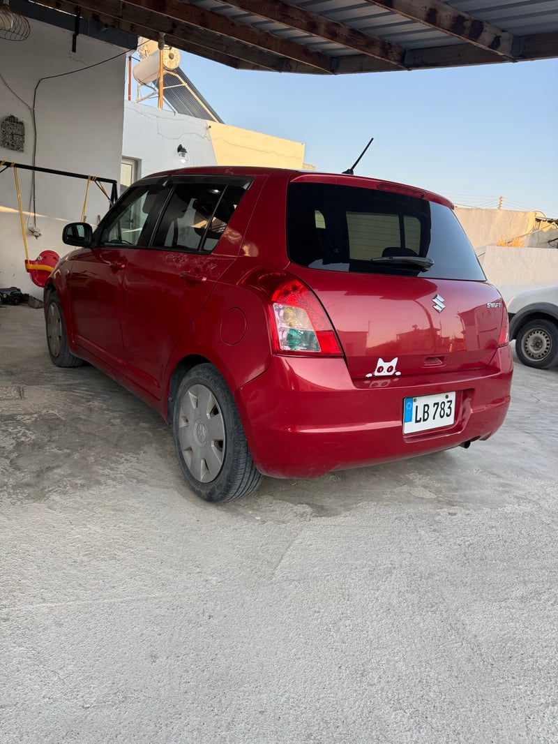 Suzuki Swift — 3