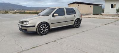 Volkswagen Golf — 8