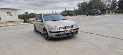 Volkswagen Golf — 9